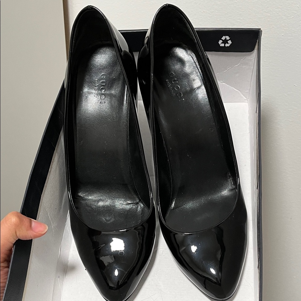 Gucci Black Patent Leather Heels